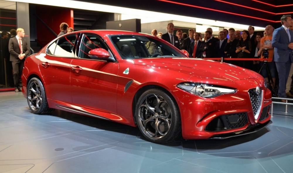 Alfa Romeo Giulia (2016)