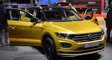 Volkswagen T-Roc 2.0 TSI 4MOTION Sport (2017)