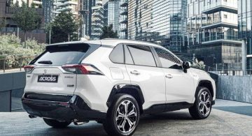 Suzuki Across 2.5 Plug-in Hybrid E-CVT 4WD Top (2020)