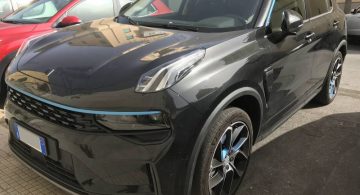 Lynk & Co 01 Hybrid (2020)