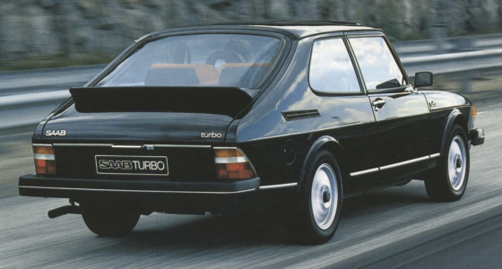 Saab 900